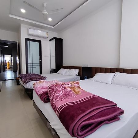 Hotel Jyoti Shree Ujaim Exterior foto