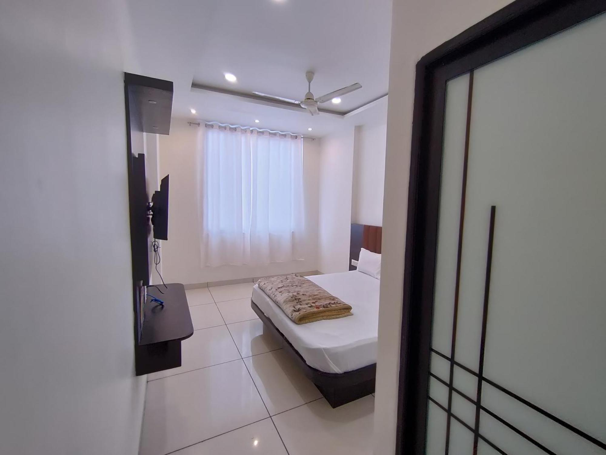 Hotel Jyoti Shree Ujaim Exterior foto