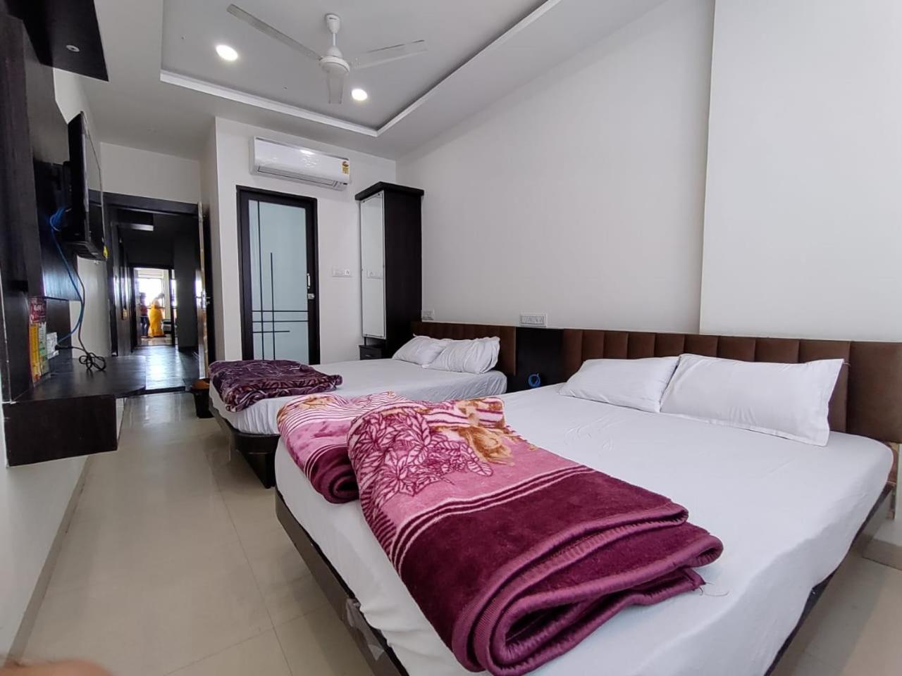 Hotel Jyoti Shree Ujaim Exterior foto