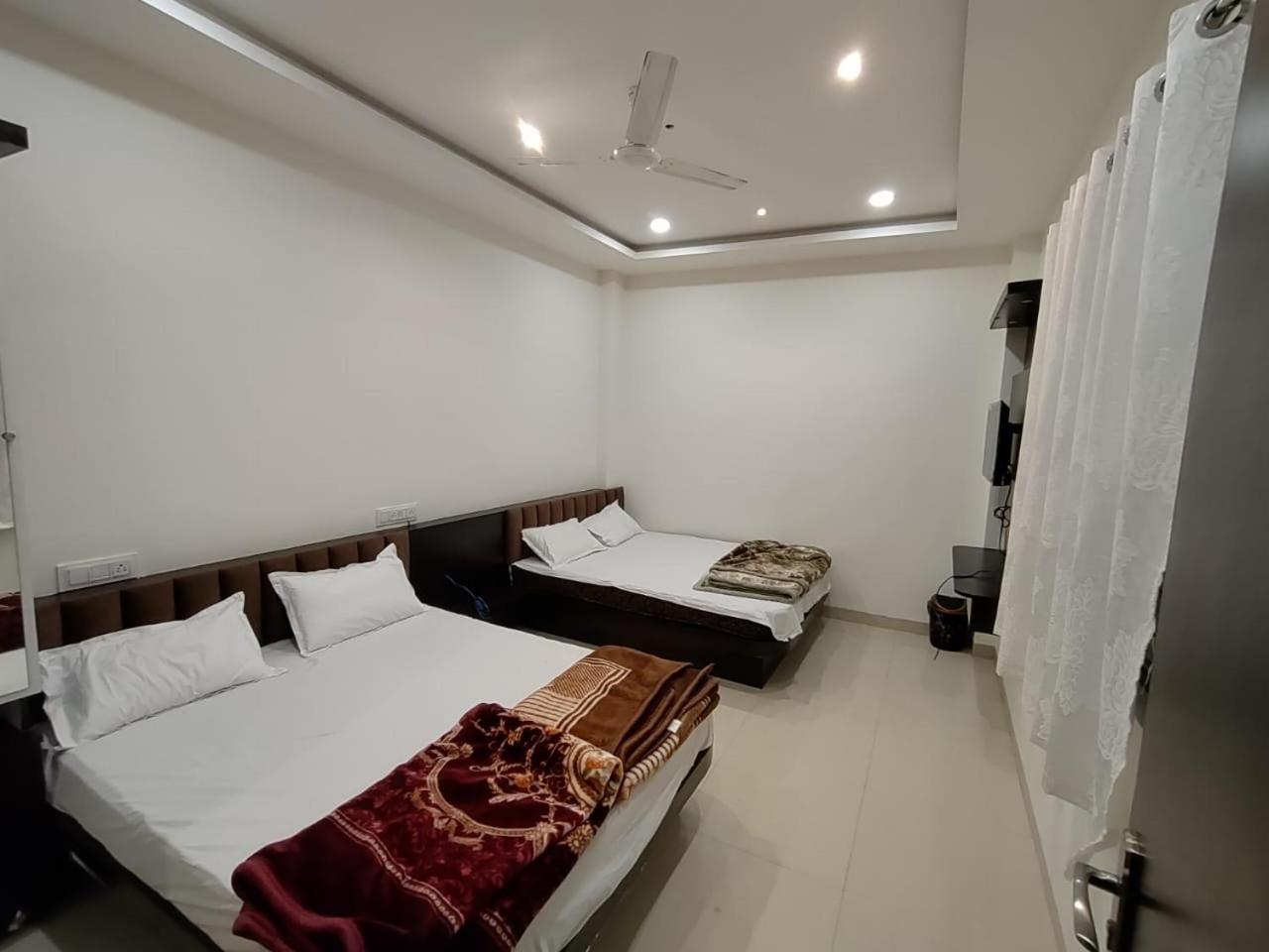 Hotel Jyoti Shree Ujaim Exterior foto